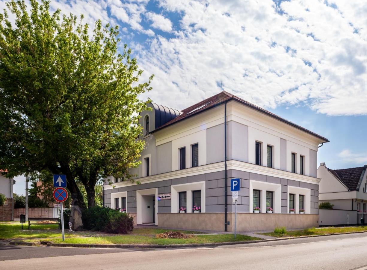 Corso Lux Apartman Gyula Dış mekan fotoğraf