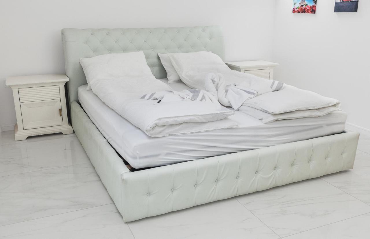 Corso Lux Apartman Gyula Dış mekan fotoğraf